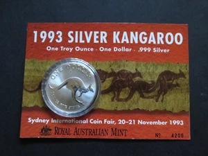 AUSTRALIA 1993 $1 Kangaroo - Coin Fair Issue.. 1oz Silver Coin...UNC in card - Imagen 1 de 2