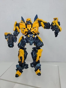 Transformers Robot Replicas Bumblebee 5" pvc figure 2009 Revenge of the Fallen - Picture 1 of 3
