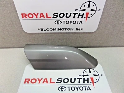 Toyota Highlander Sport 2008-2010 Rack de Teto Tampa Traseira Esquerda Original OEM Fabricante de Equipamento Original  - Imagem 1 de 3