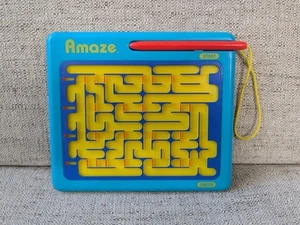 Thinkfun AMAZE • 16 Laberintos en Uno | 2003 Artes Binarias | Divertido Juego de Viaje 8+ - Imagen 1 de 4