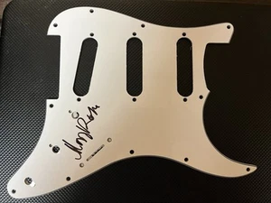MAGGIE ROSE SIGNED AUTOGRAPHED WHITE STRAT PICKGUARD COUNTRY SINGER - Picture 1 of 1