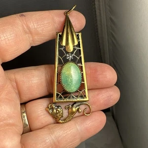 Antique green agate gold toned Art Nouveau pendant with dragon - Picture 1 of 10