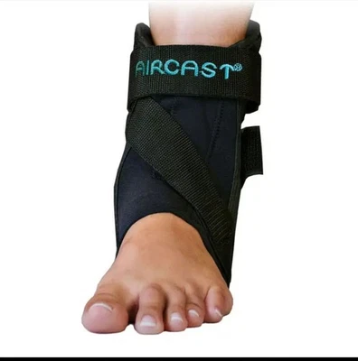 Estabilizador de suporte para o pé direito pequeno Aircast AirSport 02MSR - Imagem 1 de 4