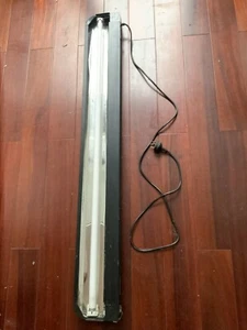 Reptile T5 24w 39w 5.0/10.0 UVB Light Fitting With Lamp Turtle Lizard Snake - Picture 1 of 3
