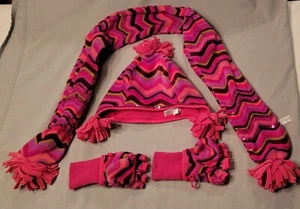 Gap Kids Scarf Gloves Hat Set  Size Small FREE SAME DAY SHIPPING - Picture 1 of 14