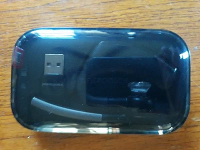 PLANTRONICS VOYAGER BLUETOOTH WIRELESS EARPIECE USB With Dongle  - Image 1 of 4