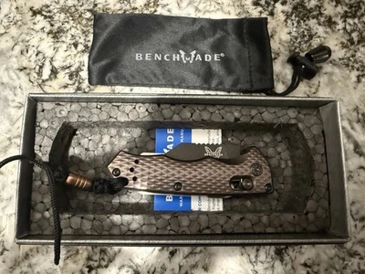 Benchmade Partial Immunity Earth Aluminum Handle Pocket Knife Blk Class 2950BK-1 - Image 1 of 4