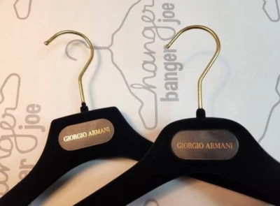 Giorgio Armani 16 3/4" SCHWARZ SAMT FILZ KLEID HEMDBÜGEL SET 11 - Bild 1 von 4