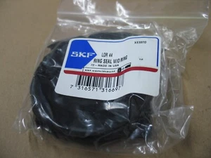 NUEVO EN CAJA CARCASA SKF LOR 44 SELLO LABERINTO CAJA FUERTE/FSAF 1516/1616 EJE 2-11/16 P9737 - Imagen 1 de 3