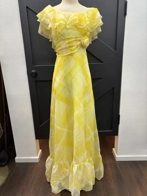 Maxi Vestido de Fiesta Floral A Cuadros Amarillo Años 70 Verano Primavera ILGWU DE COLECCIÓN Foto 1 de 4