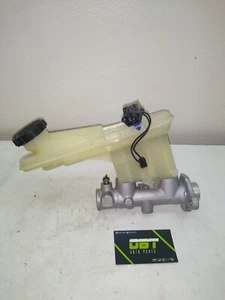 2000 2001 2002 2003 Mazda MPV V6 BRAKE MASTER CYLINDER OEM A - Picture 1 of 6