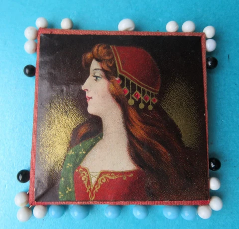 ANTIQUE BEAUTIFUL SEWING PIN HOLDER,HOLLOW CARD WITH NOUVEAU LADY PORTRAIT Cover
