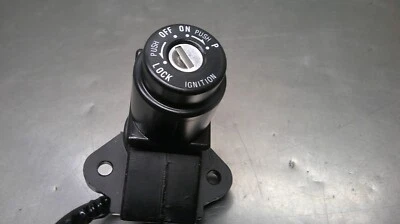 Interruptor de encendido y llaves Kawasaki OEM aptos para ZX600R 84-87 GPz550 84-85 P/N 27005-5047 Foto 1 de 4