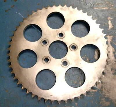 Roda dentada traseira 1973-1984 Harley Davidson FL FX XL 51 dentes 41470-73A - Imagem 1 de 4