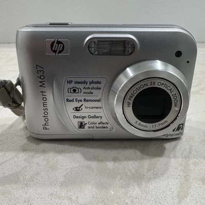 HP Photosmart M637 Digital Camera 7.2MP 3X Opt Zoom, Turns On, Parts Repair READ - Image 1 of 4