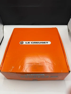 Le Creuset 36cm Wok with Glass Lid – Black – Brand New – Lifetime Guarantee - Image 1 of 4