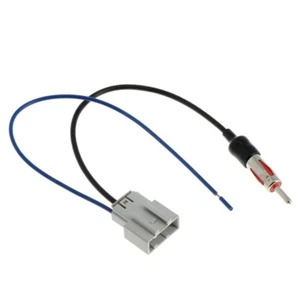 Antennenadapter Nissan ab 2007 mit GT13 (f) auf Autoradio mit DIN - Bild 1 von 2
