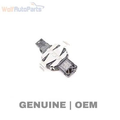 2013-2016 AUDI A4 ALLROAD - RAIN Sensor 8U0955559B - Image 1 of 4