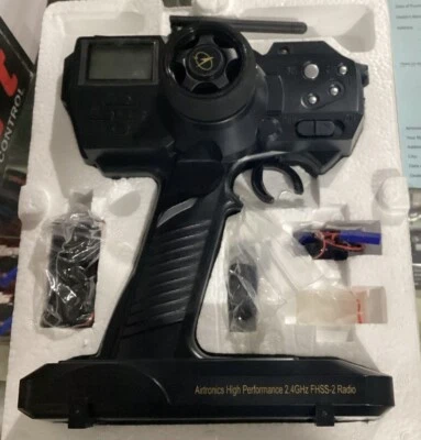 Brand New Sanwa MX-3 Sport 3 Channel 2.4GHz FHSS-2 Radio Transmitter - Image 1 of 3