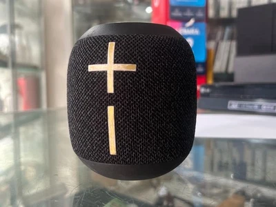 ULTIMATE EARS WONDERBOOM 3 PORTABLE BLUETOOTH SPEAKER IN BLACK !! - image 1 of 4