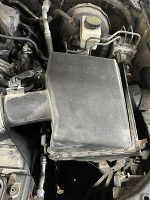 Used Air Cleaner Assembly fits: 2012 Nissan Frontier 6 cylinder 4.0 Grade A Foto 1 de 4