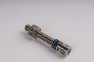 USED TELEMECANIQUE  XS608B1PAM12  [24 MONTHS WARRANTY] - Picture 1 of 3