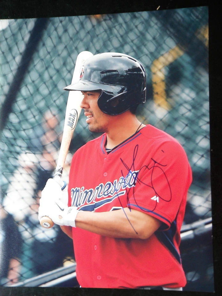 MINNESOTA TWINS KURT SUZUKI FIRMADO PRÁCTICA DE BATEO 11X14 Foto 1 de 1