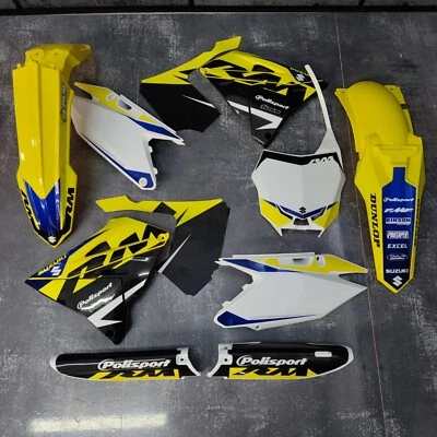 Plásticos + Gráficos RM Restyle Suzuki RM125 RM250 2004-2008 calcomanías instaladas Foto 1 de 4