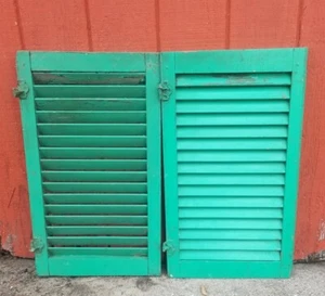 Antique 16.5x30 PAIR Shutter Country Vintage Door Cottage Green Cupboard - Picture 1 of 4