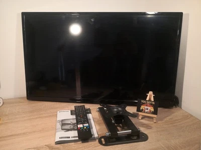 Polaroid 24" Smart HD TV + DVD with Remote + Wall Bracket + Instructions. VGC.  - Image 1 of 4