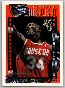 1993-94 Topps Season Highlights #2 Hakeem Olajuwon Houston Rockets NBA Card - Bild 1 von 2