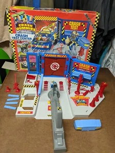 VTG 1991 TYCO THE INCREDIBLE CRASH DUMMIES CRASH TEST CENTER PLAY SET AS-IS - Picture 1 of 24