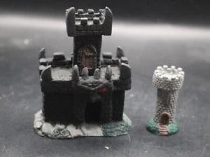 Heekin Zinn 15 mm Mittelalter kleiner runder Turm & Burg Metall - Bild 1 von 5