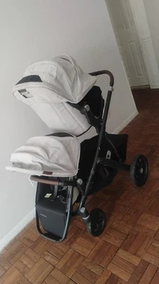 UPPAbaby Vista v2 Stroller with bassinet - Image 1 of 3