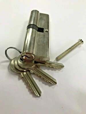 NICKEL EURO KEYED CYLINDER VARIOUS SIZES AVAILABLE COMPLETE WITH KEYS AND SCREWS - Image 1 of 2