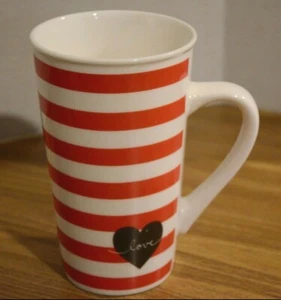 Starbucks 2017 Red & White Striped Coffee Mug Cup Brown Heart Love 16 oz. - Picture 1 of 6