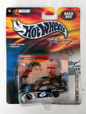 Hot Wheels Nascar Racing - Race Day Mark Martin #6 Pfizer Ford Taurus Foto 1 de 4