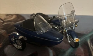 Maisto Harley Davidson Electra Gilde+sidecar - Foto 1 di 4