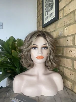 Raquel Welch Elite (100% Hand Tied) Editors Pick Wig. New & Unworn.  Rrp £500+ - Image 1 of 4