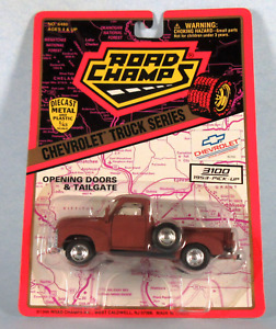 ROAD CHAMPS 1953 Chevrolet 3100 (Brown) 1/43 Scale Diecast Model NEW, SEALED!