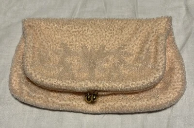 Bolso sin asas plegable vintage con cuentas de semillas de cristal rosa salmón Bélgica bellota Kisslock Foto 1 de 4