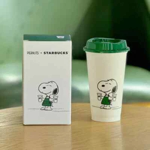 2025 China Starbucks Snoopy Green Lid Plastic Straight 16 oz. Recycled Cups - Picture 1 of 7