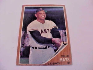 TOPPS 1962 Baseball Card #300 Willie Mays VG Condition San Francisco Giants SC25 - Picture 1 of 4