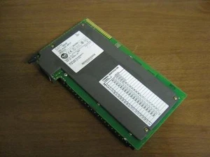 Módulo de entrada Allen Bradley 1771-IAD/D 120V AC/DC - Imagen 1 de 2