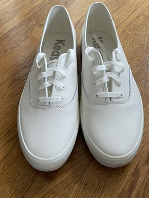 Keds WH67979 Unisex Champion Leather Lace-Up Sneakers, White, Size 13 Classic - Image 1 of 4