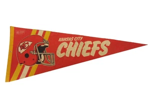 Vintage Kansas City Chiefs NFL Pennant KC Pendant - Picture 1 of 6