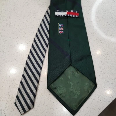 Vtg Tommy Hilfiger Tie Flags Italian Silk Green Navy Silver Stripes Nautical - Image 1 of 4