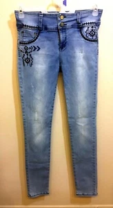 Pantalones de mezclilla bordados azules para mujer/junior talla 13 - Imagen 1 de 10