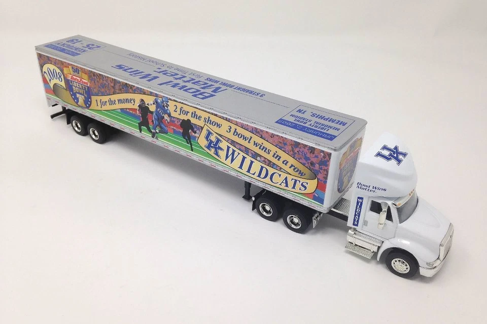 Kentucky Wildcats UK 2008 LIBERTY BOWL 1 of 125 International 8600 Diecast - Image 1 of 1