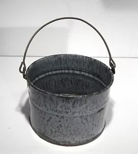 Antique Gray Enamelware Graniteware 2-Quart Pail in Nice Condition - Picture 1 of 6